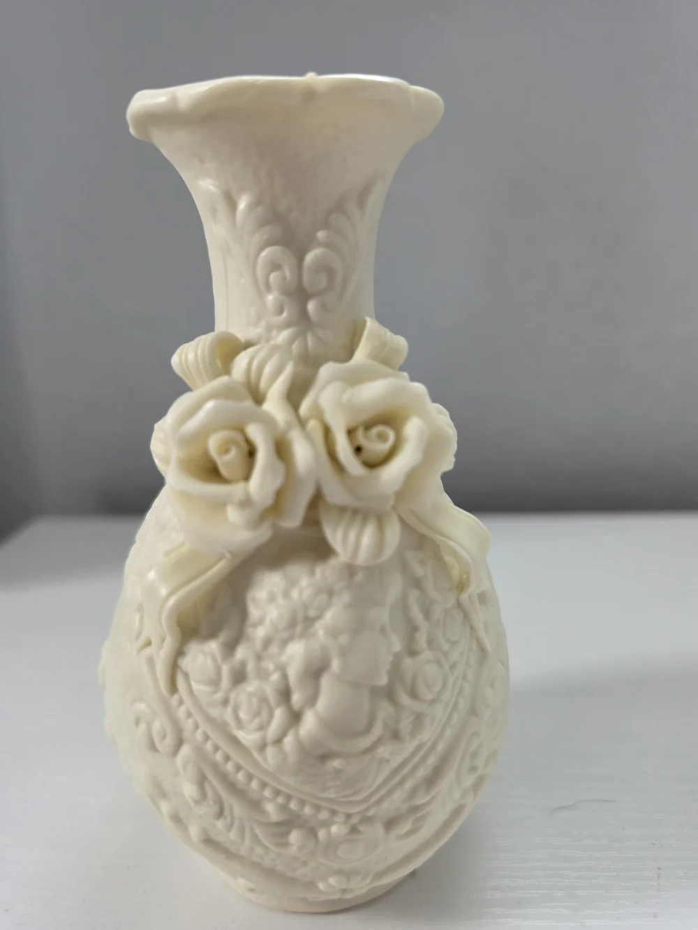 Parian Ware Style Classic Cream Resin Floral Medallion Vase